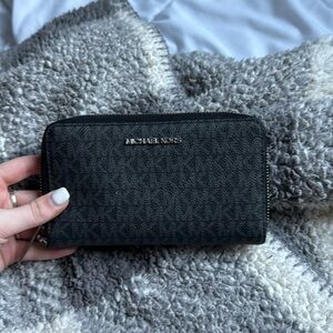 Micheal Kors Wallet